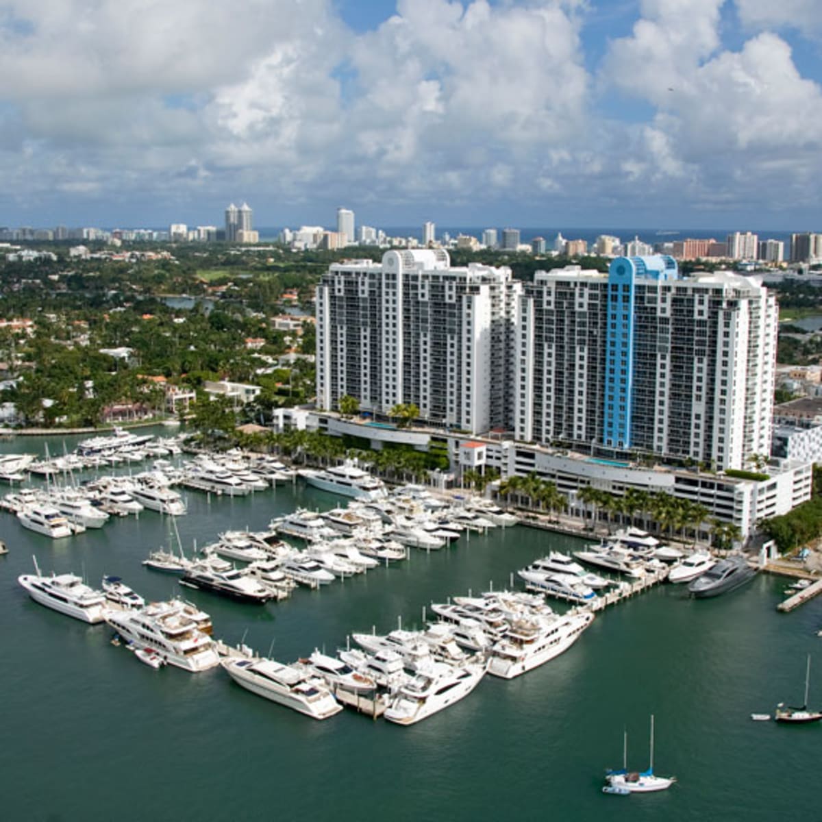 Sunset Harbour Yacht Club Miami Beach: A Complete Travel Guide