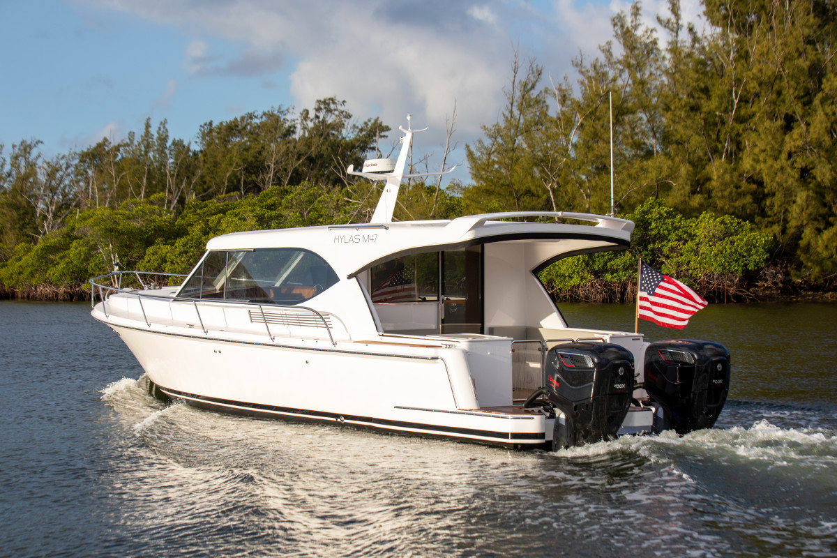 Hylas Launches The M47 With Twin Diesel Outboards - Soundings Online