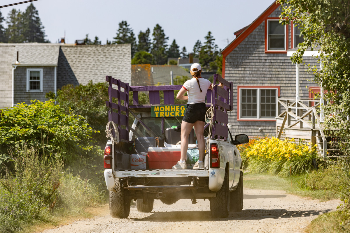 Motoring to Monhegan - Soundings Online